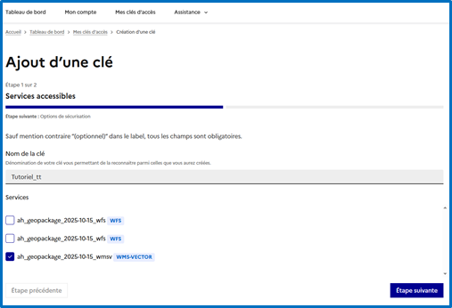 Première étape (sur 2) de création d’une clé avec un champ texte pour nommer la clé et une liste de case à cocher par service à associer à la nouvelle clé